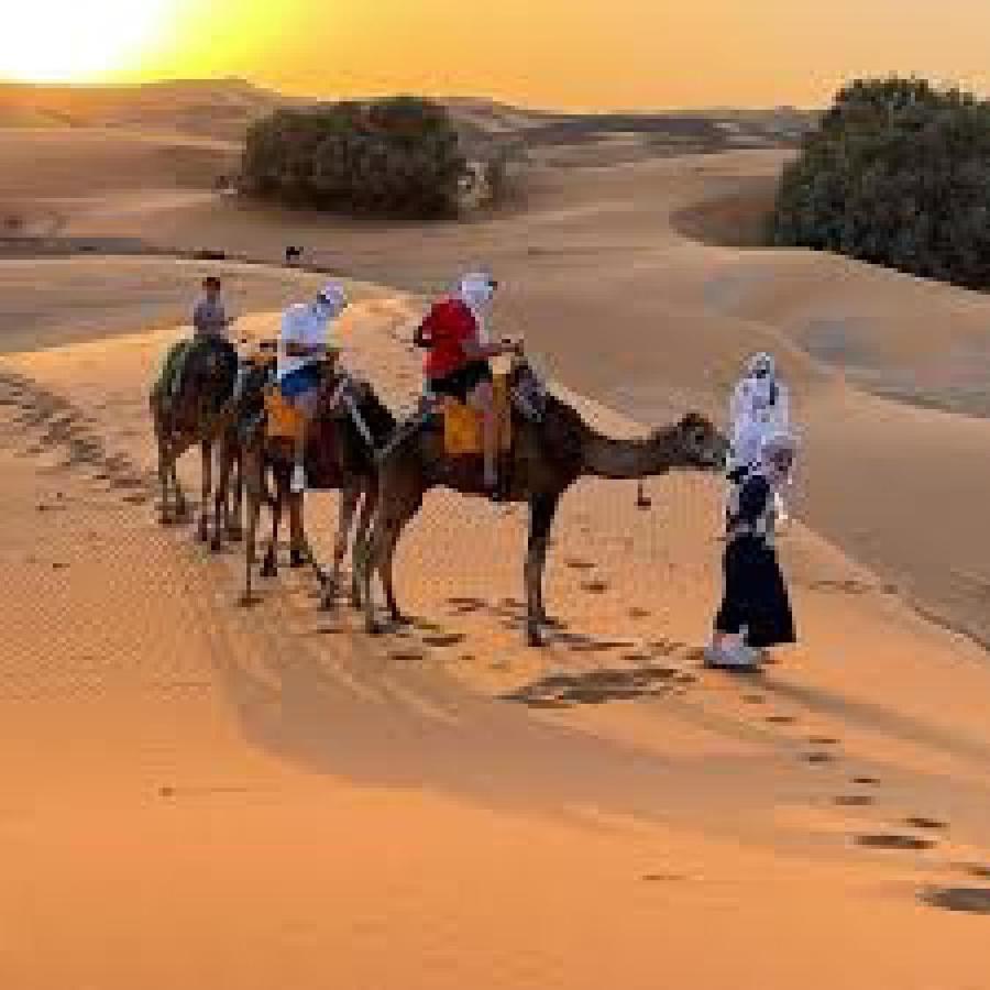 Les Pyramides Hotel Merzouga Exterior foto