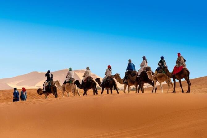 Les Pyramides Hotel Merzouga Exterior foto